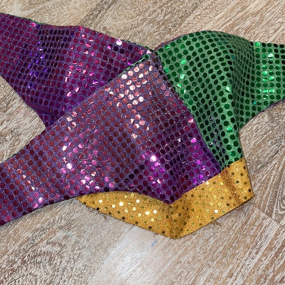 Mardi Gras Jester Hat - Picture 2 of 2
